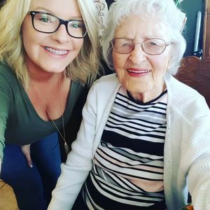 Meet your Posher, Sara